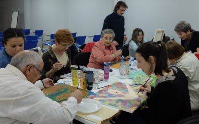 Taller de pintura y cerámica con fines terapéuticos