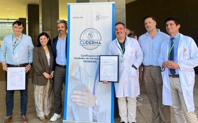 Acción Psoriasis, en la entrega de la certificación Cuderma en Granada